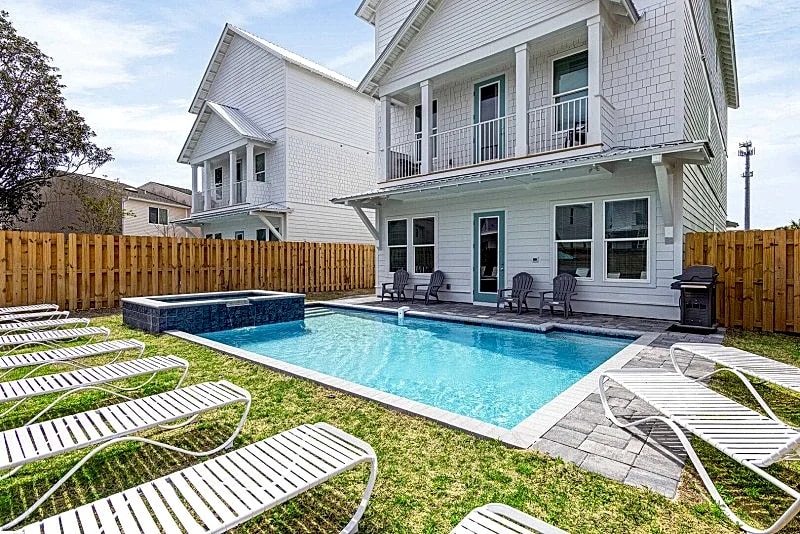 Oceana | NEW | Pool Hot Tub | Steps to Beach | Golf Cart | Game Room in Miramar Beach, Florida, United States — photo 2