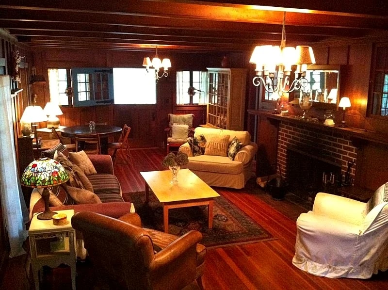Manomet Bluffs Beach Bungalow - 2 Min Walk To Private Beach in Plymouth, Massachusetts, United States — photo 3