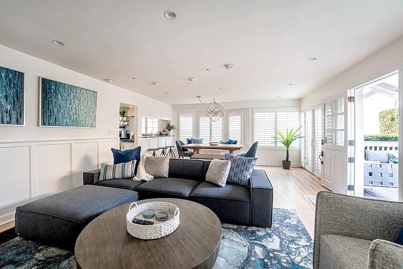 Coastal Charm & Ocean Views – Stylish 3-Bed Beach Pad in North Hermosa Beach in Hermosa Beach, California, United States — photo 4