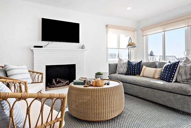 609 Gertruda Beautifully Remodeled 2-Bedroom 2-Bath Home In South Redondo Beach in Redondo Beach, California, United States — photo 3