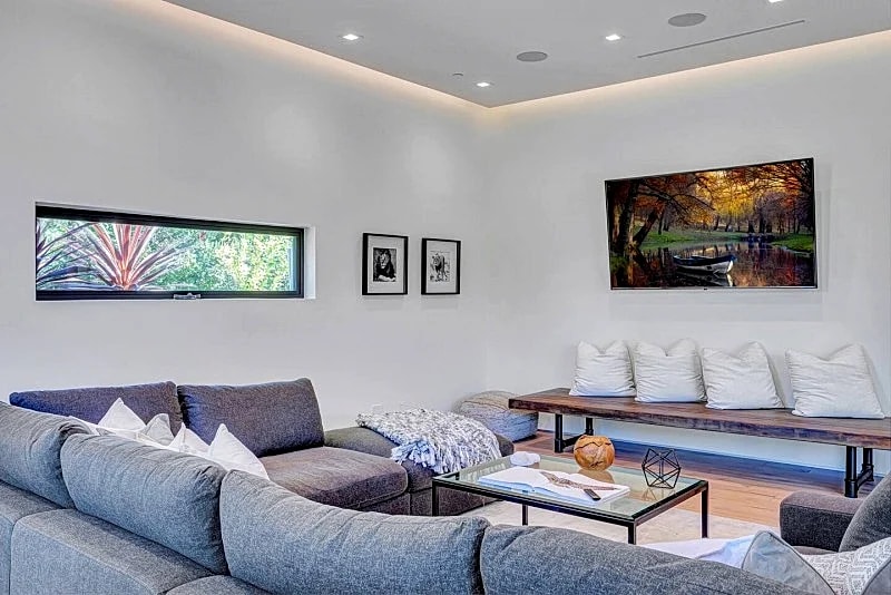 Stunning Tarzana Luxury Mansion in Los Angeles, California, United States — photo 3