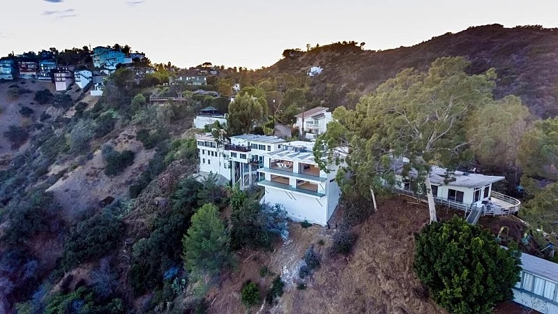 Modern Private Home in the Hills in Los Angeles, California, United States — photo 5