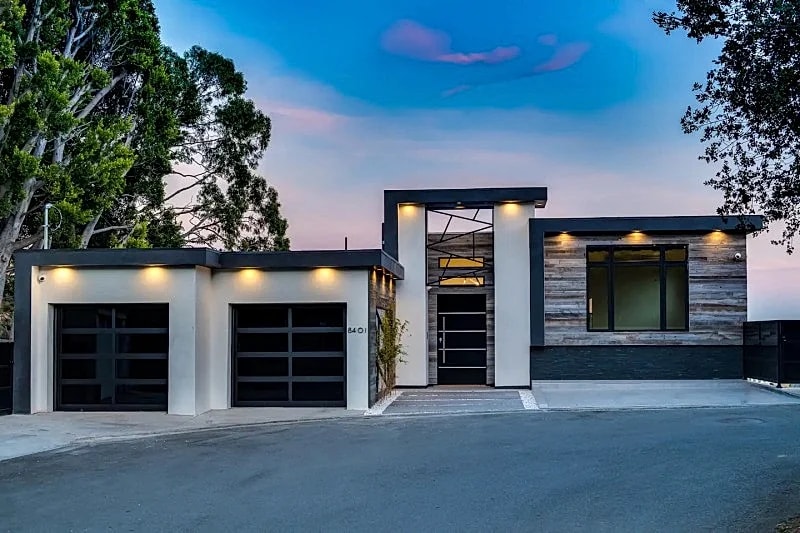 Modern Private Home in the Hills in Los Angeles, California, United States — photo 2