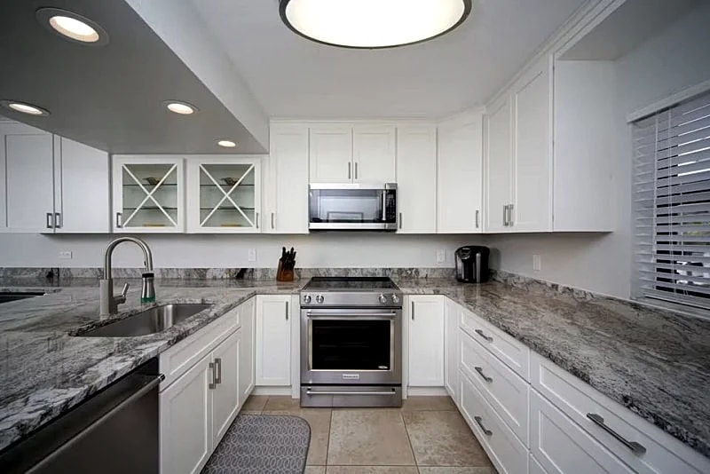 Luxury Siesta Key Beachfront Oasis-STEPS TO WORLD FAMOUS SIESTA KEY SAND in Siesta Key, Florida, United States — photo 4