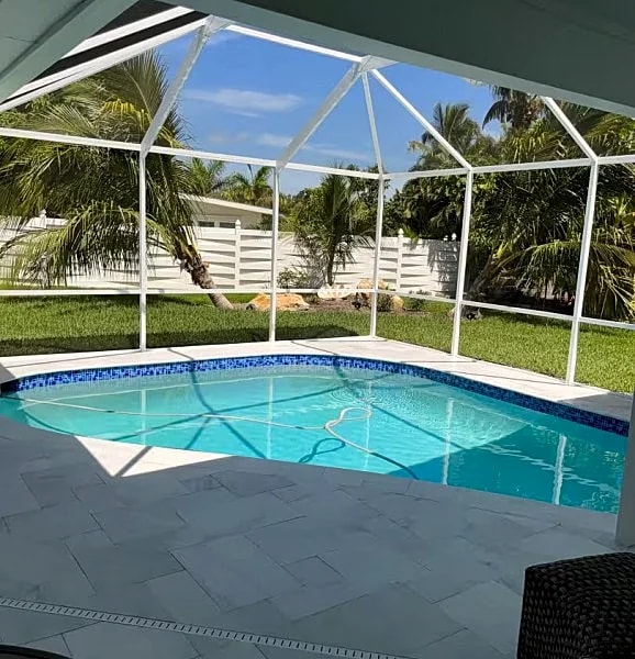 Modern Siesta Key Beach Retreat 3 Bed 2 Bath Gulf and Beach Views with Pool in Siesta Key, Florida, United States — photo 3