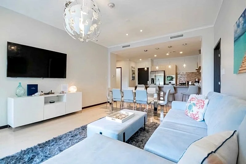 Steps from EAGLE BEACH - LEVENT RESORT - Ocean Garden 2BR condo - LV107 in Oranjestad, Aruba — photo 5