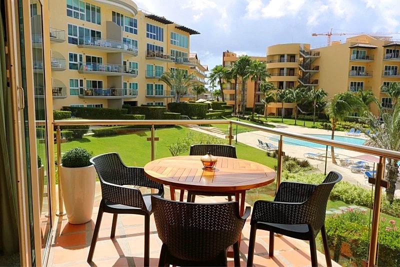 BEACHFRONT- EAGLE BEACH - OCEANIA RESORT - Divine Leisure 2BR condo - BC255 in Oranjestad, Aruba — photo 3