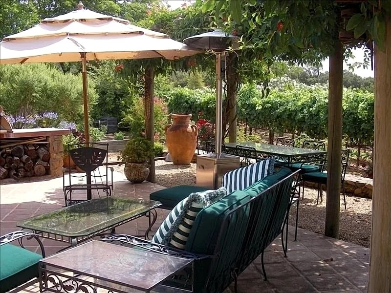 Casual Wine Country Home 3BR/3BA, Vineyard & Views in Sonoma, California, United States — photo 2