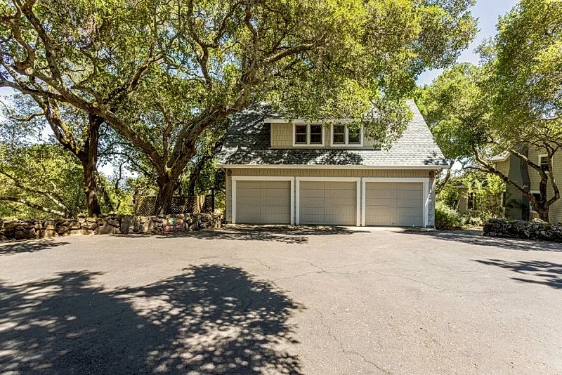 Cottage in the Oaks w/ Pool Self-Check In in Sonoma, California, United States — photo 2