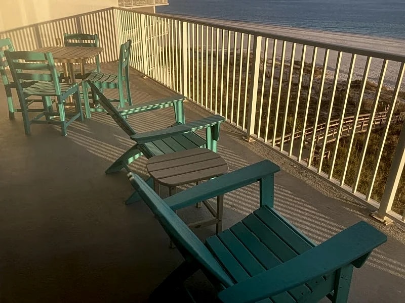 Lighthouse 406: Beachfront 2-bedroom condo steps from Gulf Shores Beach in Gulf Shores, Alabama, United States — photo 4