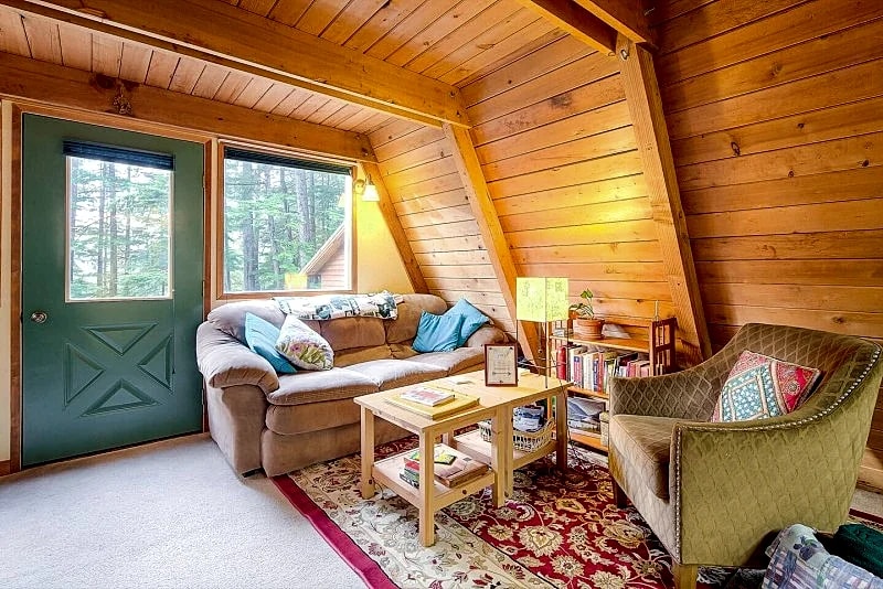 Douglas Island A-frame Cabin in the woods in Juneau, Alaska, United States — photo 5