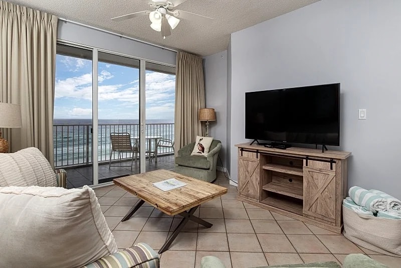 Gulf Dunes Unit 613 in Okaloosa Island, Florida, United States — photo 2