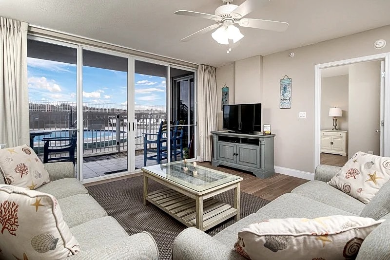 Island Princess 109 in Okaloosa Island, Florida, United States — photo 3