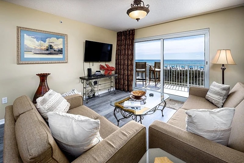 Summerlin Unit 102 in Okaloosa Island, Florida, United States — photo 2