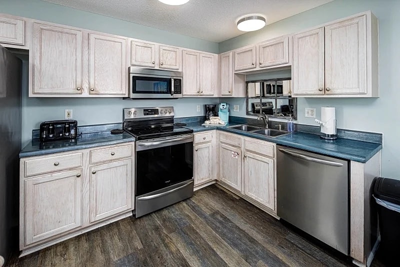 Sunset Cottages 4C in Okaloosa Island, Florida, United States — photo 4