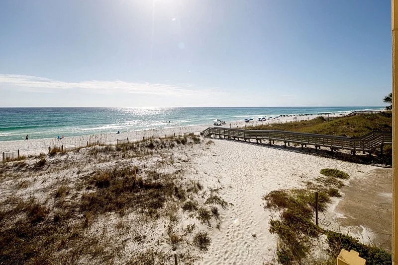 Surf Dweller Unit 312 in Okaloosa Island, Florida, United States — photo 3