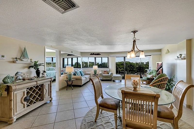 Award winning Ocean Front Condo in Key Largo, Florida, United States — photo 4