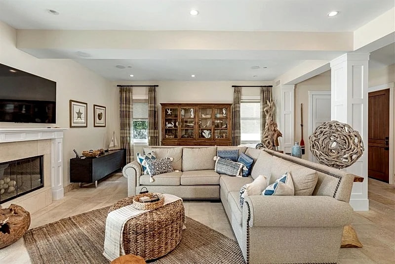 706 Catalina Beautiful Executive Townhome With AC In South Redondo Beach! in Redondo Beach, California, United States — photo 5