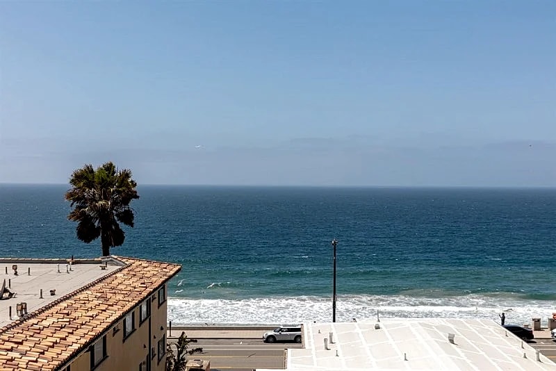 1007 Catalina Incredible Ocean View Condo In Beautiful South Redondo Beach!