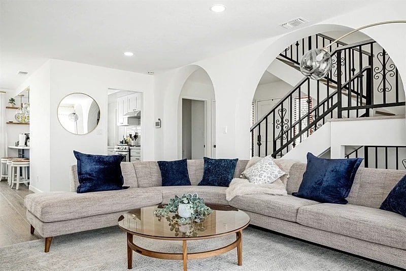 Fully Furnished 3-Bed Ocean View Townhome Steps from the Beach in Redondo in Redondo Beach, California, United States — photo 2