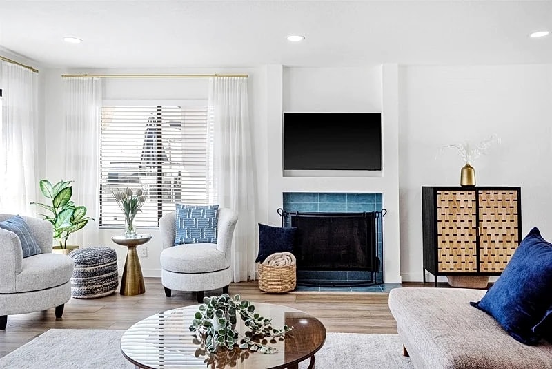 Fully Furnished 3-Bed Ocean View Townhome Steps from the Beach in Redondo in Redondo Beach, California, United States — photo 4