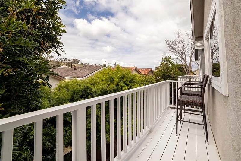 Modern 3-Bedroom Coastal Getaway with Outdoor Dining in Prime Redondo Beach Location in Redondo Beach, California, United States — photo 5