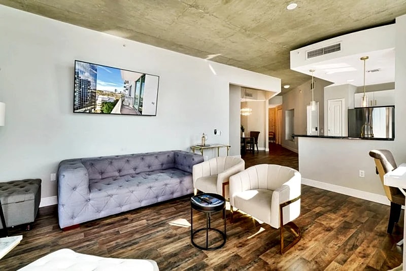 West Palm Beach's Chic "The Edge" tower 2/2 Corner Unit in West Palm Beach, Florida, United States — photo 3