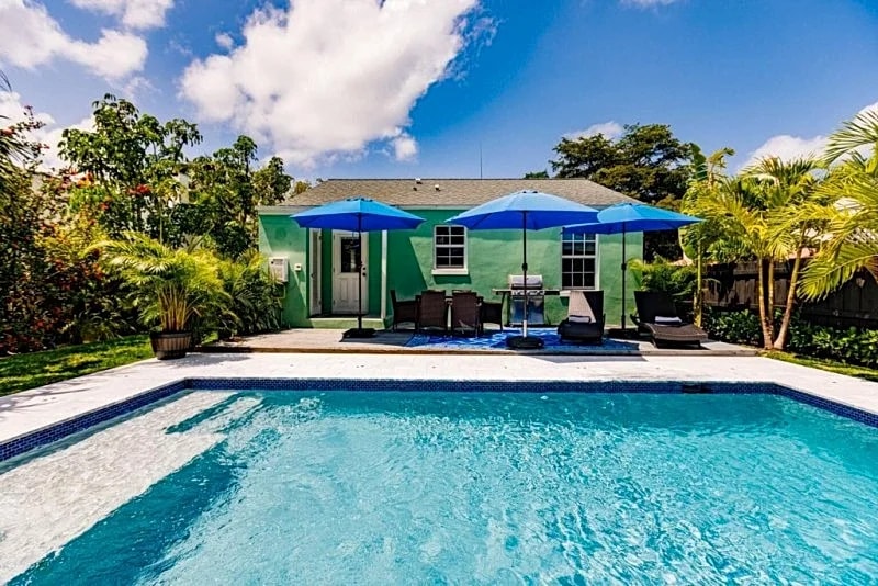 Key Lime Cottage in WPB | 2 BD/1 BA with Private Pool