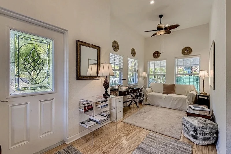 4bd/3ba Compound | Pool and Parking | Sleep 8 - WPB in West Palm Beach, Florida, United States — photo 4