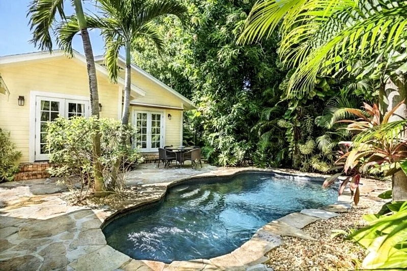 Mango Haus 2BD/2BA in WPB Home | Private Pool in Quiet Neighborhood
