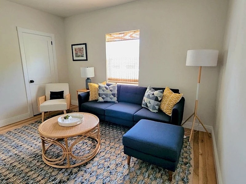 Stylish 2BD/2BA Renovated WPB Home in Quiet Historic Neighborhood in West Palm Beach, Florida, United States — photo 4