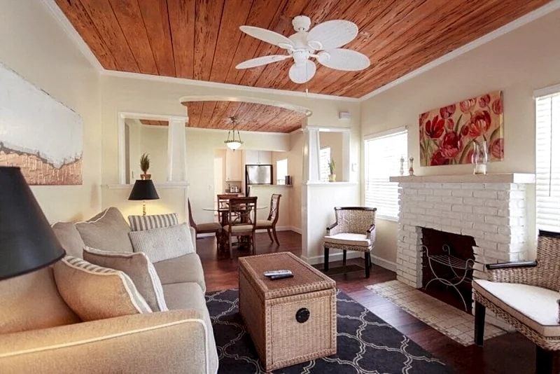 CASA DEL SOL | 2BD/1BA COTTAGE | PRIVATE POOL in West Palm Beach, Florida, United States — photo 2