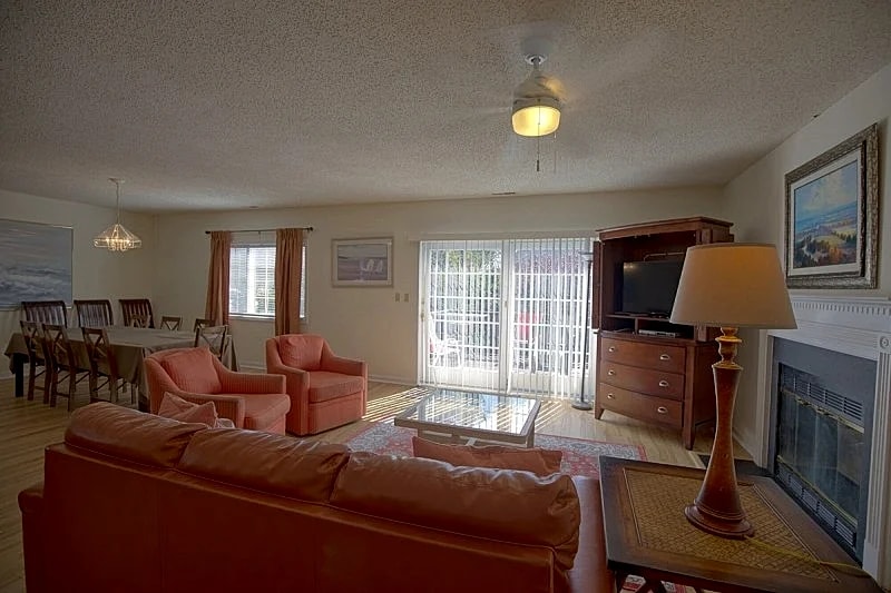 Great for Large Extended Families In North Ocean City - Sleeps 18! in Ocean City, Maryland, United States — photo 5