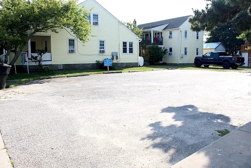 Great for Groups! Large Downtown Unit Convenient Location Very Spacious in Ocean City, Maryland, United States — photo 3