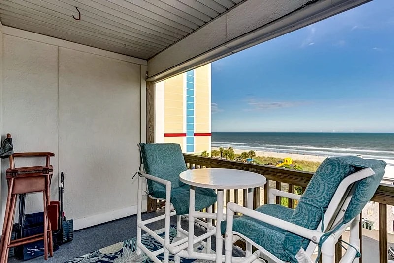 OCEAN TERRACE E4 - 2ND ROW - CHERRY GROVE SECTION in North Myrtle Beach, South Carolina, United States — photo 3