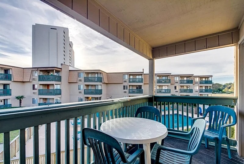 A PLACE AT THE BEACH III J2 - OCEAN VIEW - SHORE DRIVE SECTION in Myrtle Beach, South Carolina, United States — photo 2