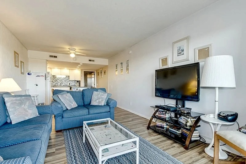NAUTICAL WATCH 106 - OCEANFRONT - WINDY HILL SECTION in North Myrtle Beach, South Carolina, United States — photo 4