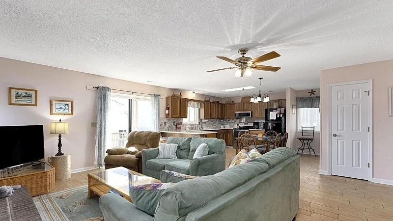 PERRIN PLACE C - 3RD ROW - OCEAN DRIVE SECTION in North Myrtle Beach, South Carolina, United States — photo 5