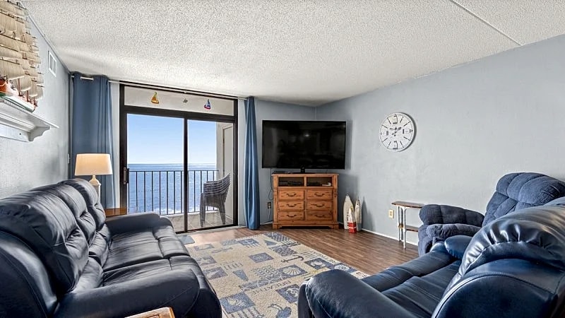 OCEAN TOWERS BEACH CLUB 701 - OCEANFRONT - WINDY HILL SECTION in North Myrtle Beach, South Carolina, United States — photo 2