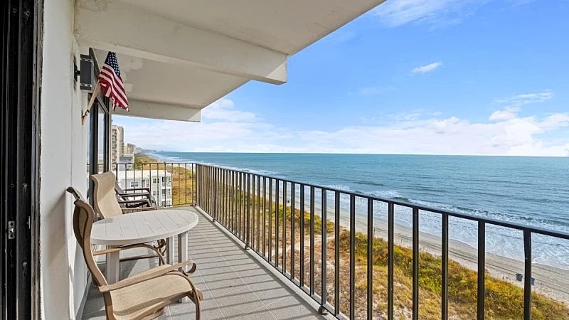 OCEAN TOWERS BEACH CLUB 701 - OCEANFRONT - WINDY HILL SECTION in North Myrtle Beach, South Carolina, United States — photo 4