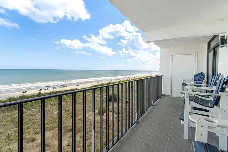 OCEAN TOWERS BEACH CLUB 401 - OCEANFRONT - WINDY HILL SECTION in North Myrtle Beach, South Carolina, United States — photo 4