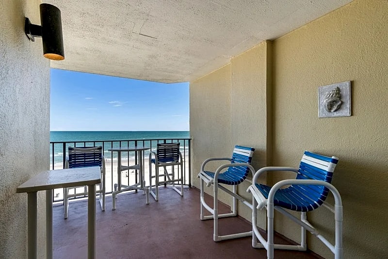 SPINNAKER 503 OCEANFRONT - WINDY HILL SECTION in Longs, South Carolina, United States — photo 4