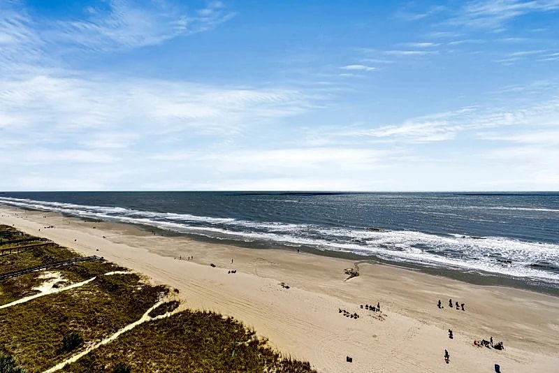 BAHAMA SANDS 1008 - OCEANFRONT - CRESCENT BEACH SECTION in North Myrtle Beach, South Carolina, United States — photo 3