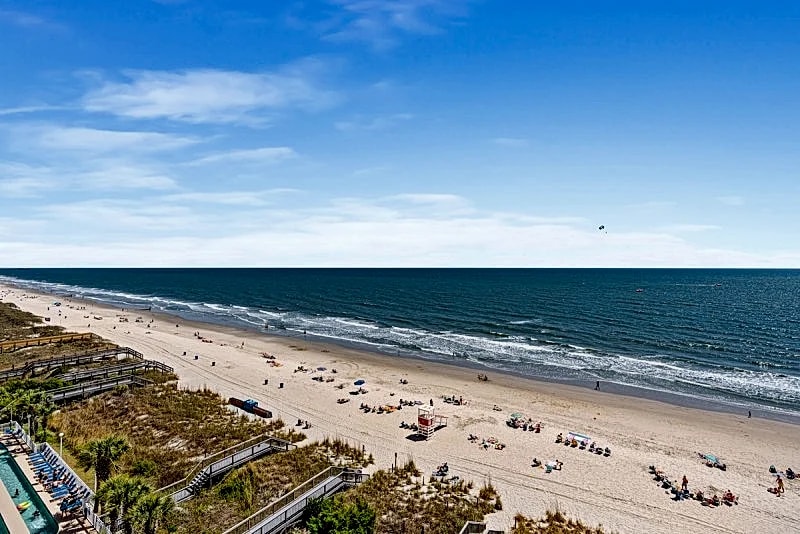 CRESCENT SHORES S 808 - OCEANFRONT - CRESCENT BEACH SECTION in North Myrtle Beach, South Carolina, United States — photo 2