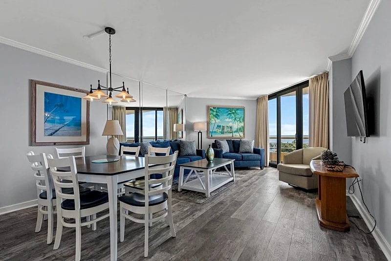 OCEAN CREEK RESORT B4 - OCEANFRONT - WINDY HILL in North Myrtle Beach, South Carolina, United States — photo 4