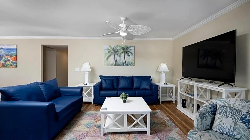 BLUE MOON - 3RD ROW - OCEAN DRIVE SECTION in North Myrtle Beach, South Carolina, United States — photo 5