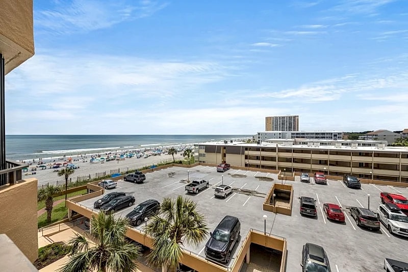 MAISONS-SUR-MER 302 - OCEAN VIEW - SHORE DRIVE in Myrtle Beach, South Carolina, United States — photo 5