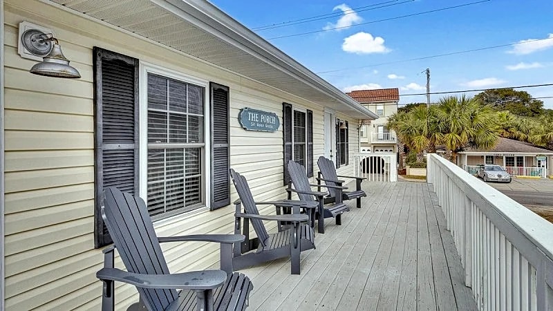 THE WICKED WHALE - 3RD ROW - OCEAN DRIVE SECTION in North Myrtle Beach, South Carolina, United States — photo 4