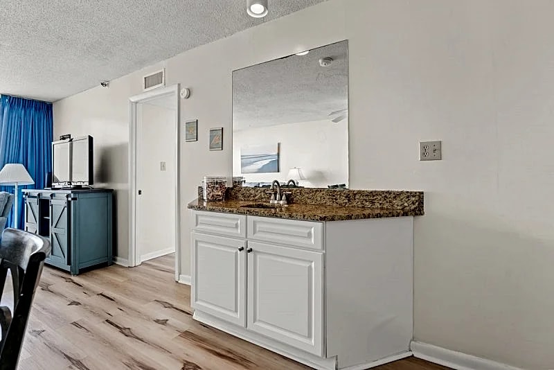 SEA WINDS 307 - OCEANFRONT - WINDY HILL SECTION in North Myrtle Beach, South Carolina, United States — photo 2