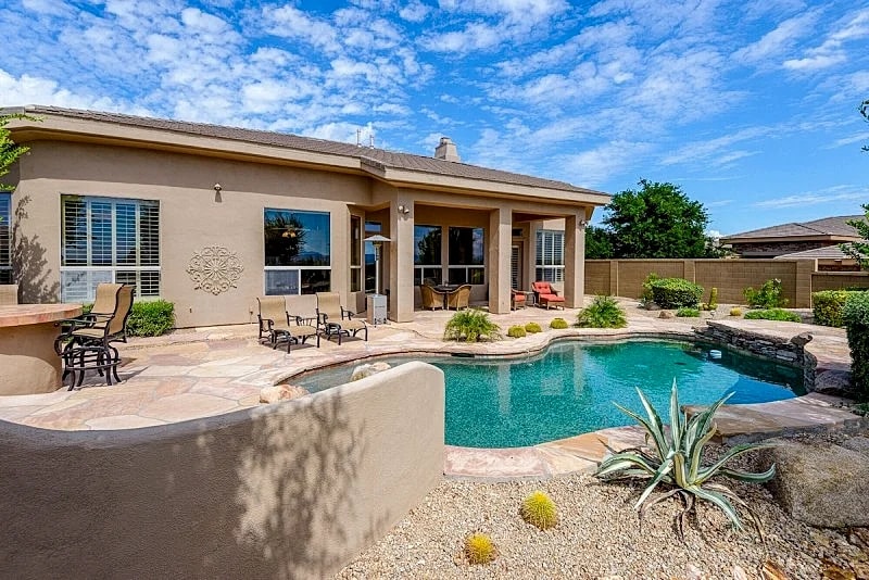 A Fountain Hills Gem, Pool, BBQ, Fireplace, Bar, Views!